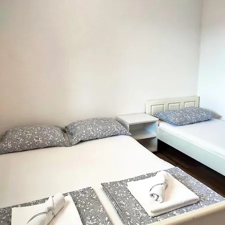 A&a - Free Private Parking Apartment *